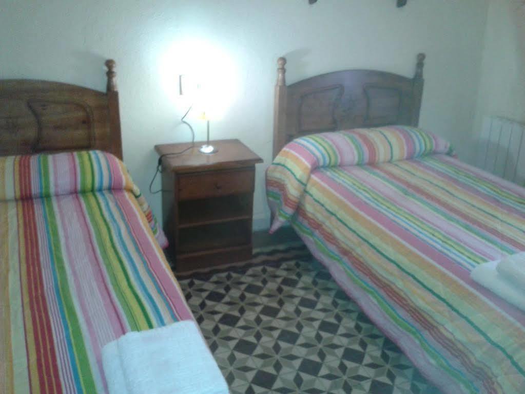 Hostal Santa Teresa Reus Extérieur photo
