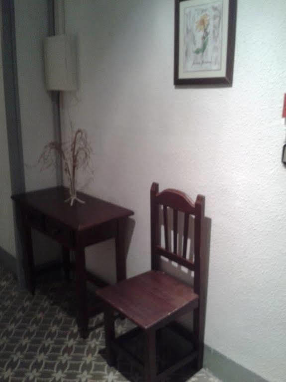 Hostal Santa Teresa Reus Extérieur photo